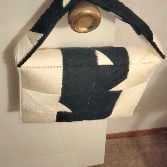 Black & Cream Canvas Handbag - Picture 5 of 7
